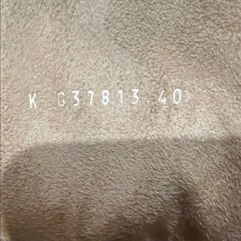 CHANEL Tan Shearling Winter Boots - Picture 3 of 12